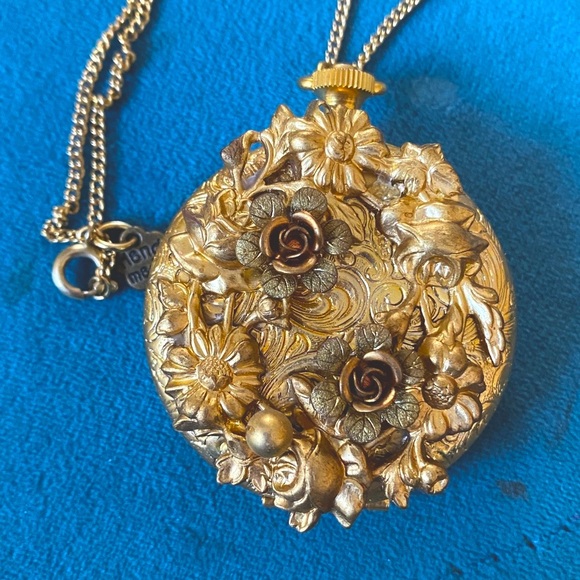 SOLD Vintage Ornate Brass Floral Round Locket Pendant Necklace Relief & Repoussé - Picture 2 of 9